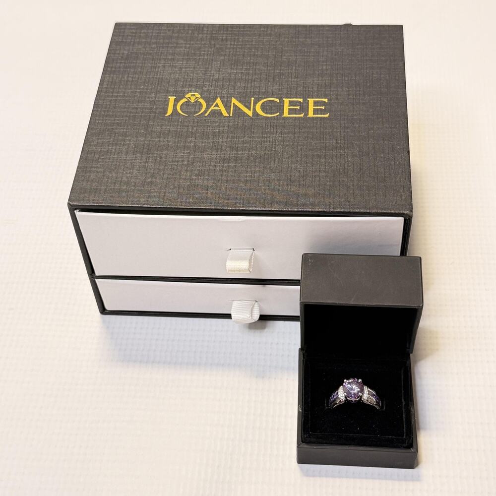 JOANCEE Purple CZ Engagement Ring Womens Size 7 Silver Tone Accents Solitaire